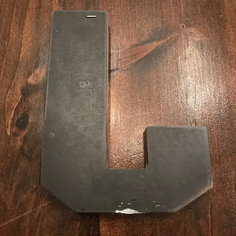 Unbranded decorative letter
